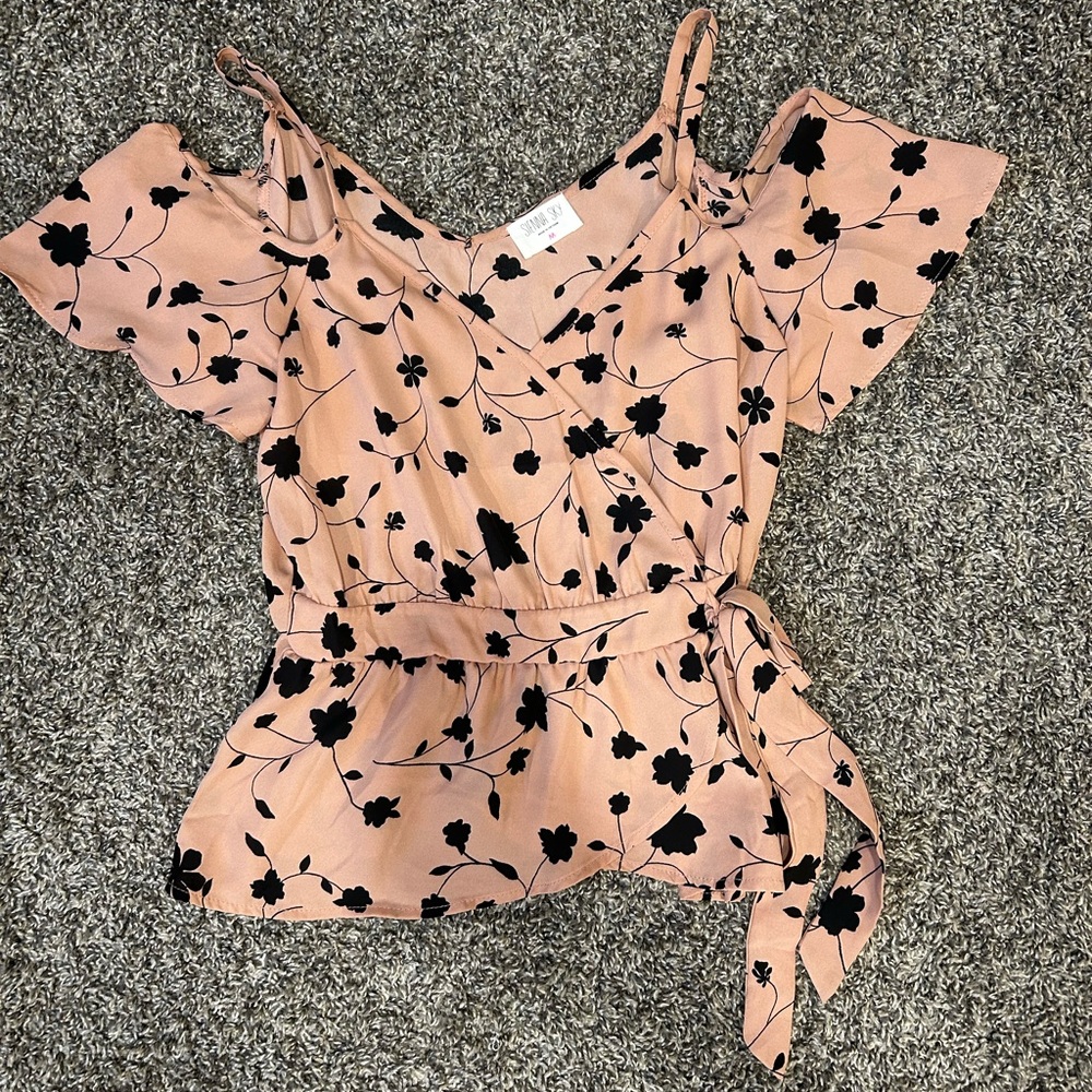 Flowy top